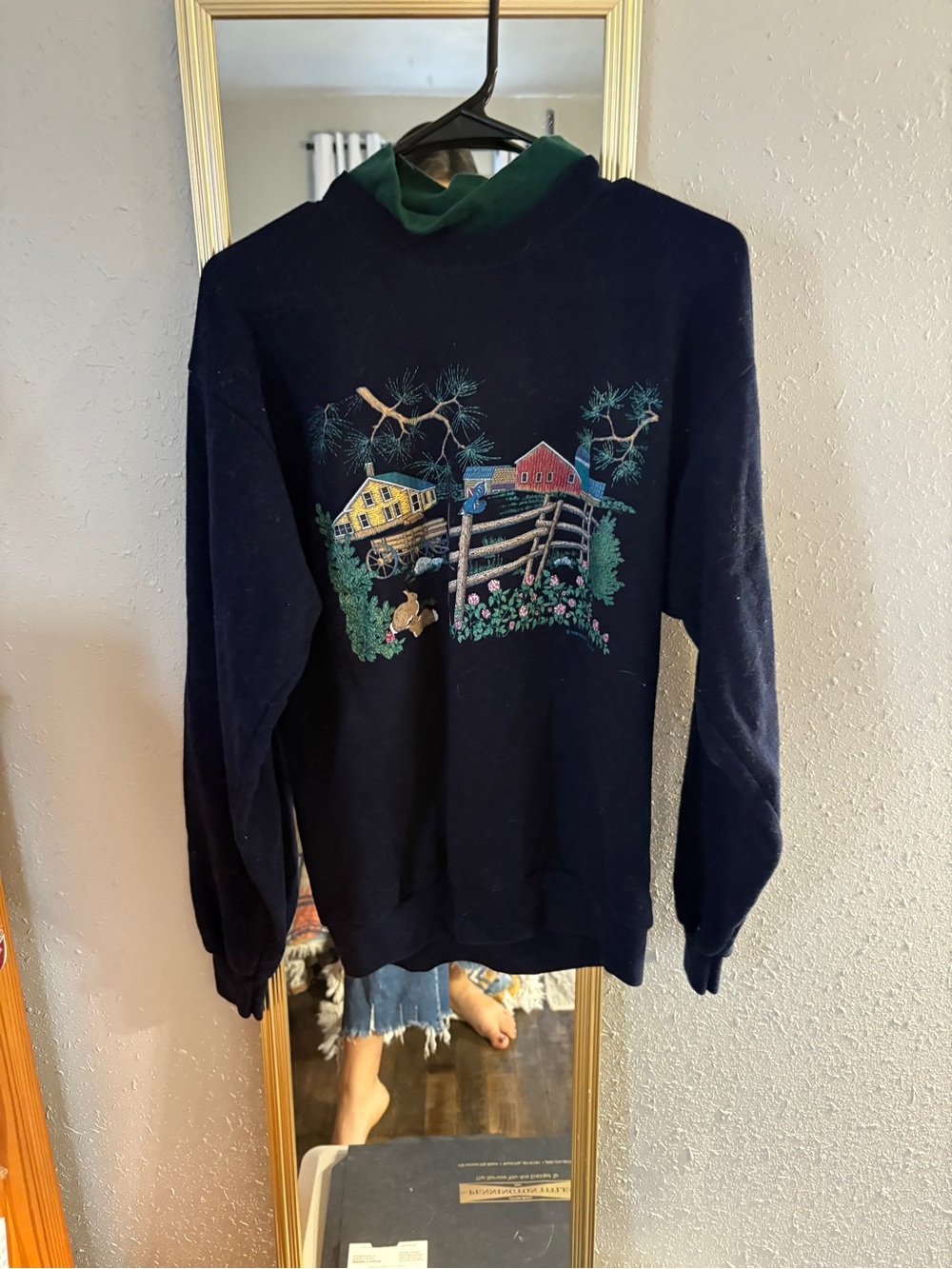 Vintage Navy Crewneck Sweater with Farm Scene Graphic